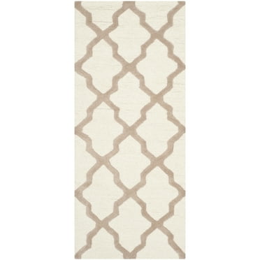 SAFAVIEH Cambridge Liam Geometric Wool Runner Rug, Ivory/Beige, 2'6" x 16'
