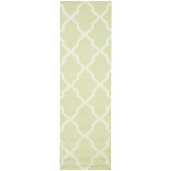 SAFAVIEH Cambridge Liam Geometric Wool Runner Rug, Light Green/Ivory, 2'6" x 8'