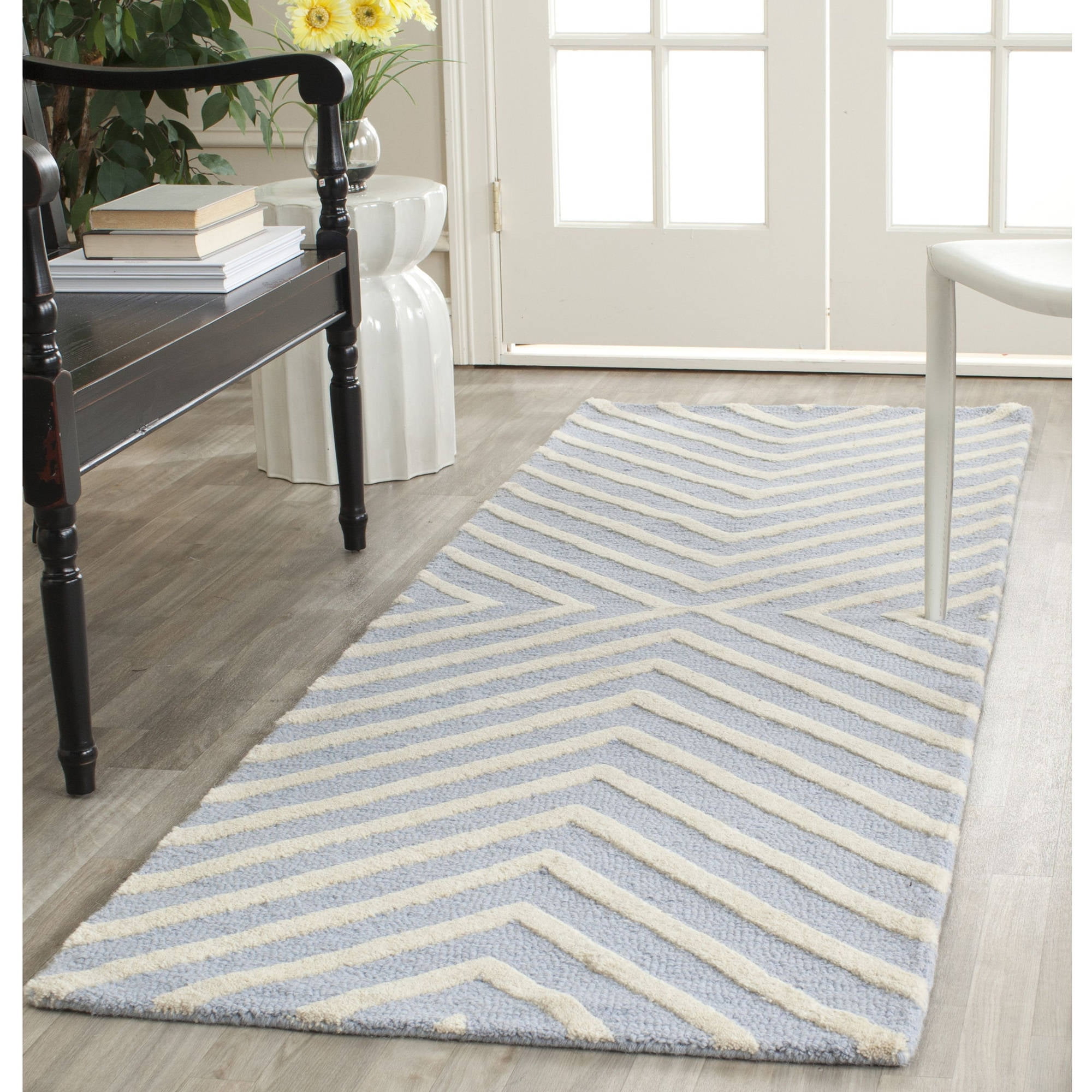 Light Blue and Ivory Wool Hand-Tufted Runner Rug, 2'6" x 12'