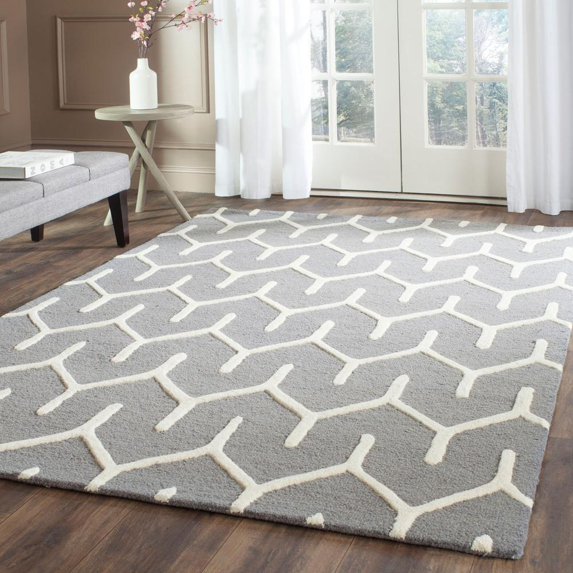 SAFAVIEH Cambridge Mirabelle Geometric Wool Area Rug, Dark Gray/Ivory, 6' x 9'