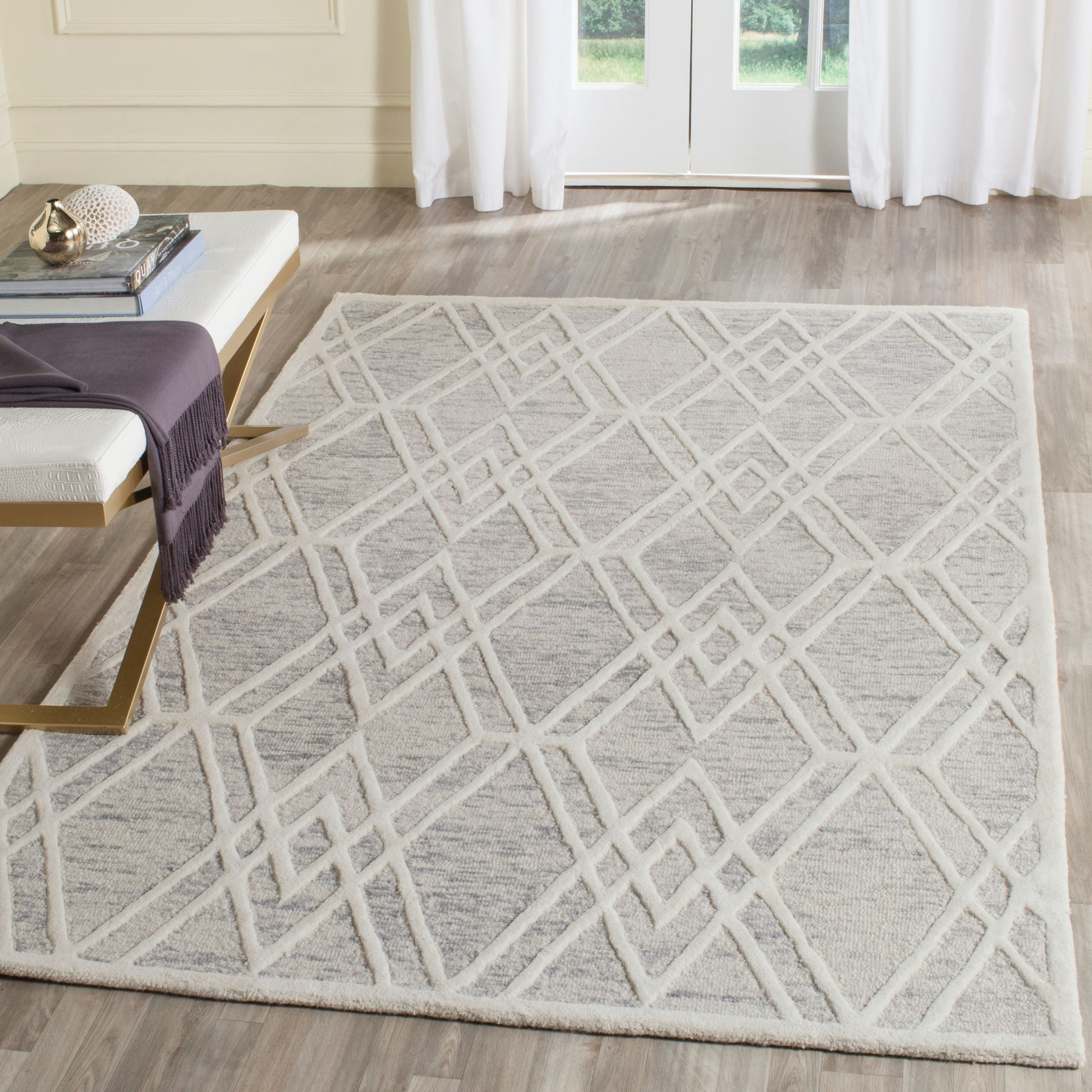 Hand-Tufted Off-White Wool 6' Square Area Rug