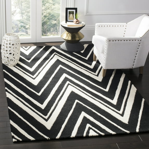 SAFAVIEH Cambridge Sam Geometric Wool Area Rug, Black/Ivory, 3' x 5'