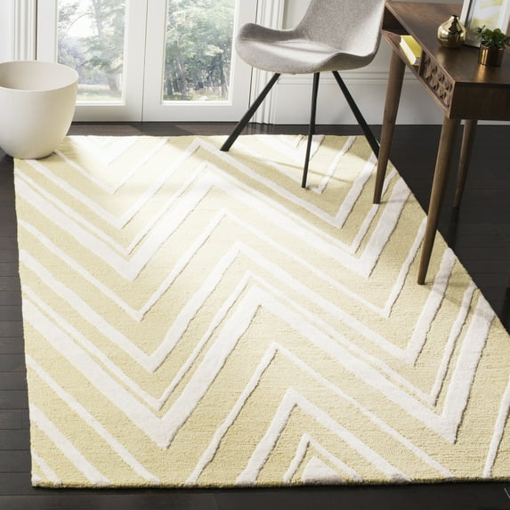 SAFAVIEH Cambridge Sam Geometric Wool Area Rug, Light Gold/Ivory, 6' x 9'
