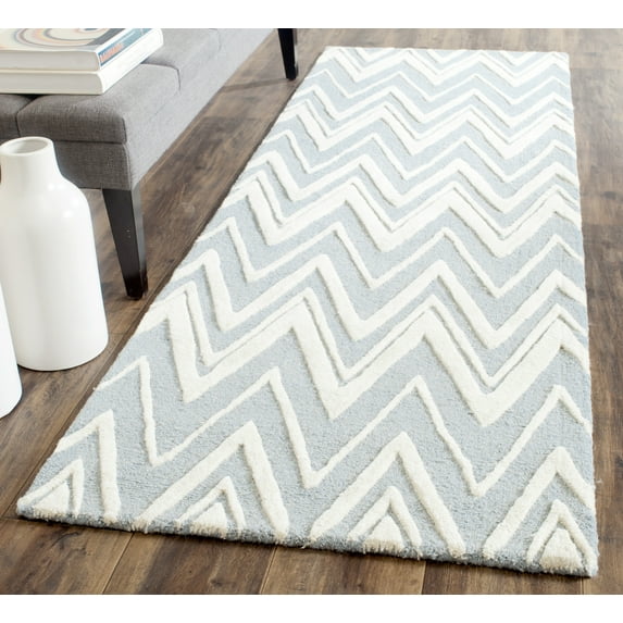 SAFAVIEH Cambridge Sam Geometric Wool Runner Rug, Blue/Ivory, 2'6" x 8'