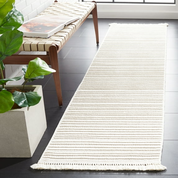 SAFAVIEH Camden Britton Distressed Runner Rug, Ivory, 2'2" x 8'