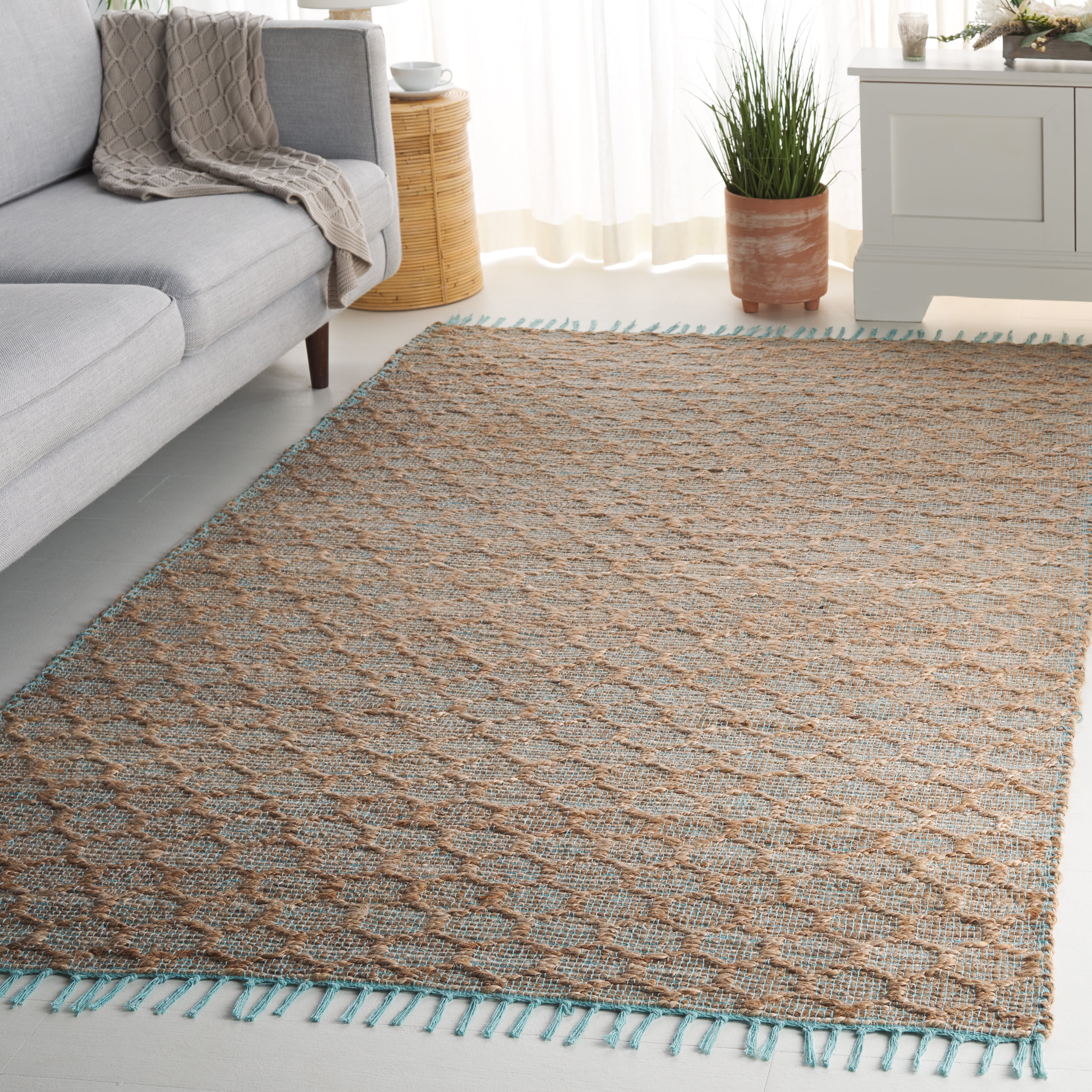 SAFAVIEH Cape Cod Fallon Geometric Area Rug, Light Blue/Natural, 4' x 6'