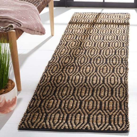 SAFAVIEH Cape Cod Kingsley Geometric Runner Rug, Black/Natural, 2'3" x 12'