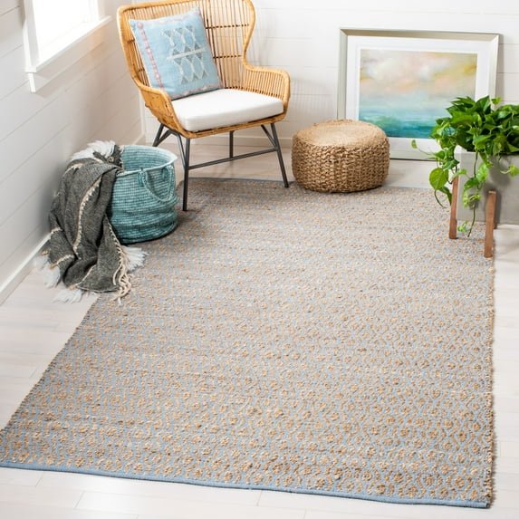 SAFAVIEH Cape Cod Lynwood Geometric Area Rug, Silver/Natural, 5' x 8'