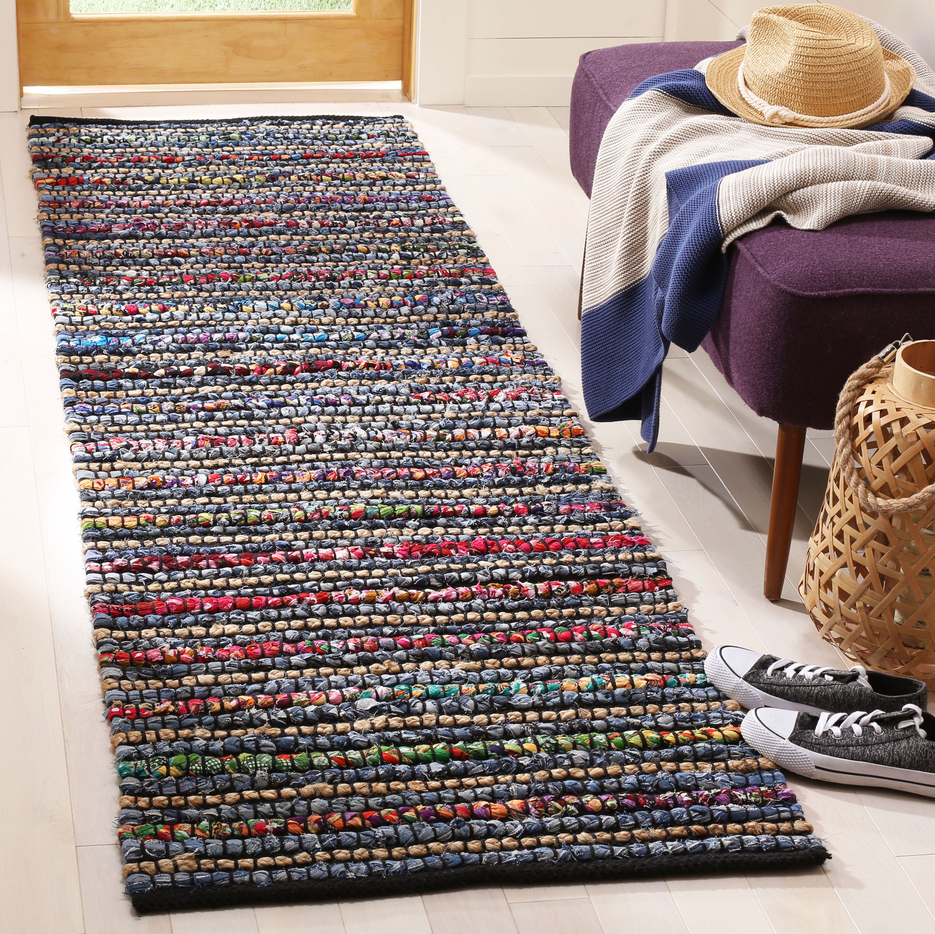 SAFAVIEH Cape Cod Maitland Geometric Runner Rug, Multi/Natural, 2'3" x 6'