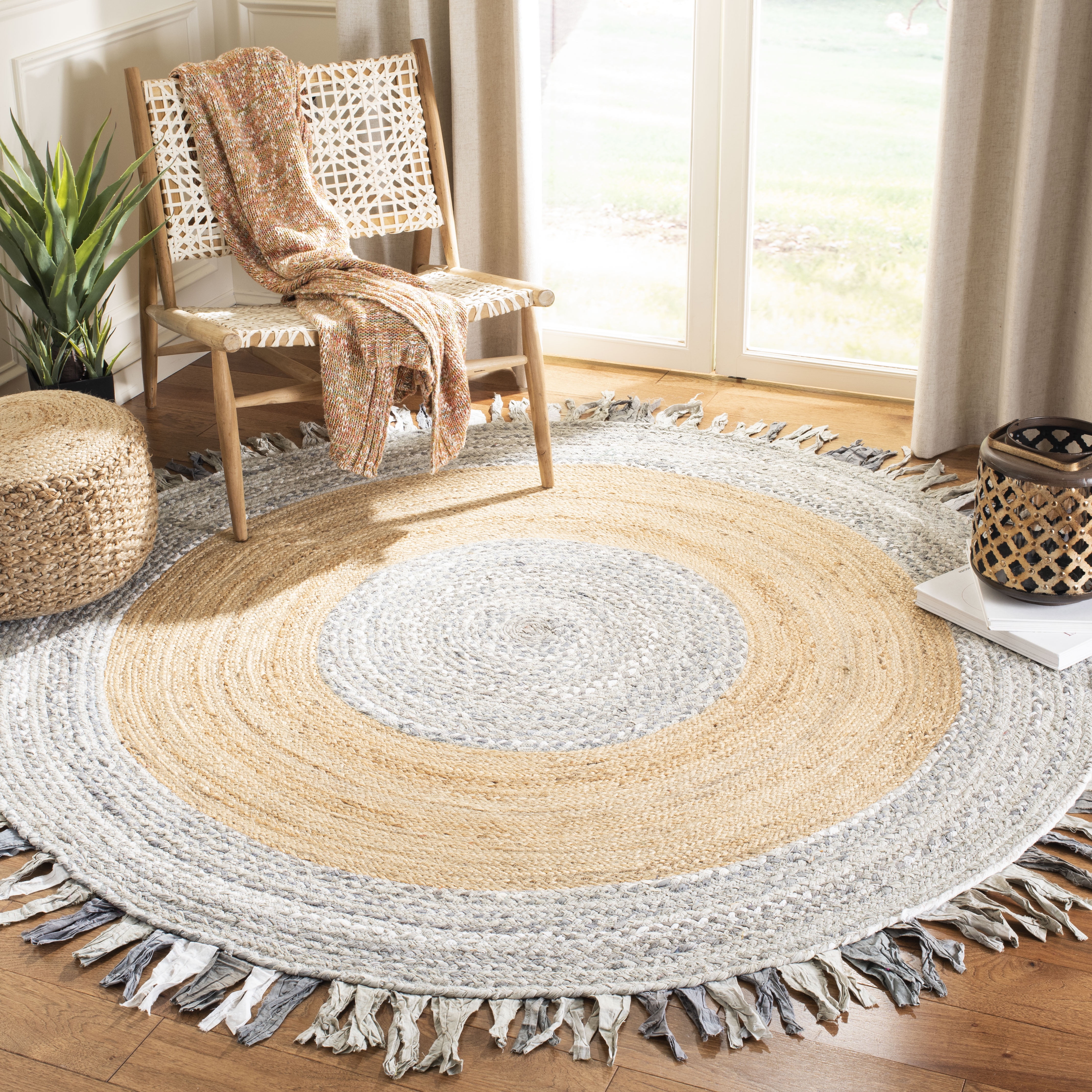 SAFAVIEH Cape Cod Susan Striped Area Rug, Light Gray/Natural, 6' x 6' Round