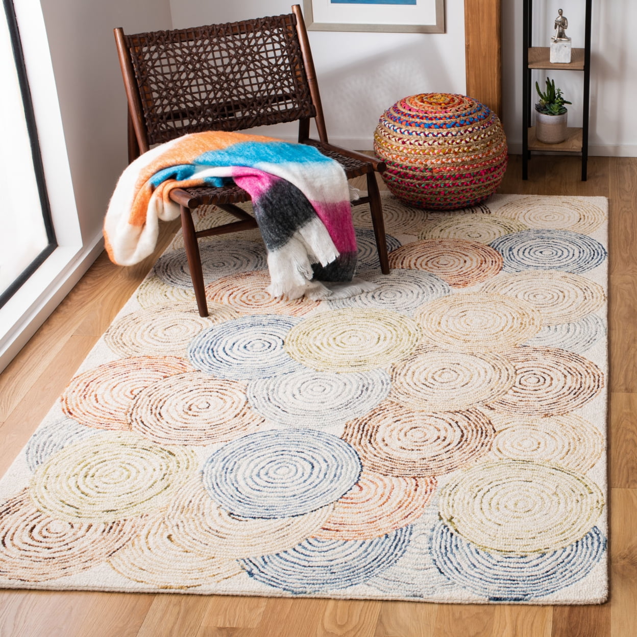 Ivory and Blue Geometric Hand-Tufted Wool Silk Area Rug, 5' x 8'
