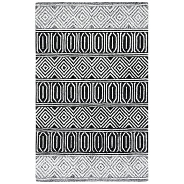 SAFAVIEH Capri Moira Southwestern Area Rug, Ivory/Black, 8' x 10'