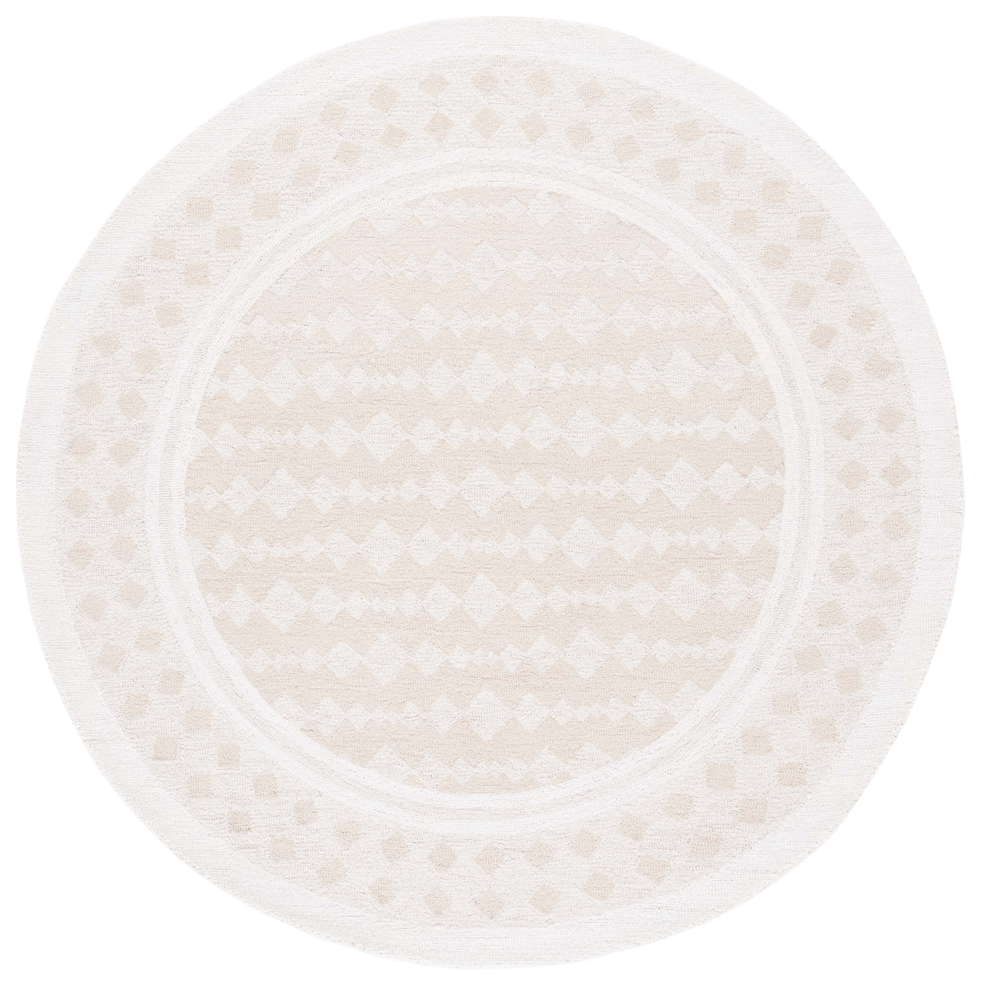SAFAVIEH Capri Trinity Distressed Area Rug, Beige/Ivory, 6' x 6' Round