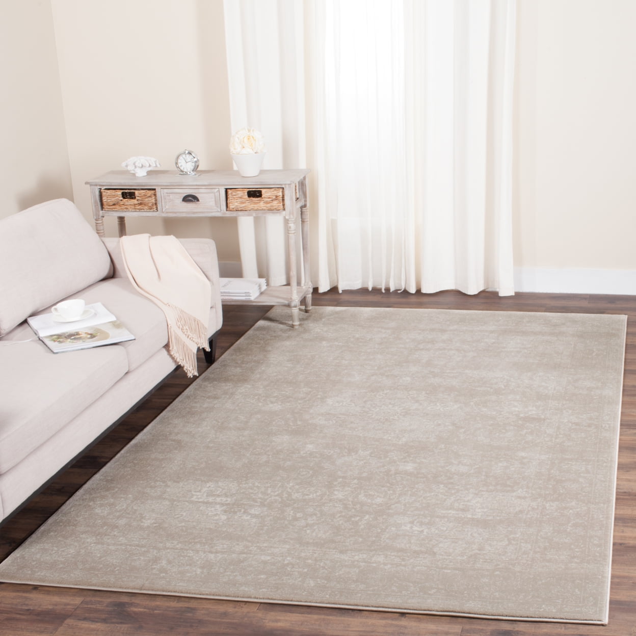 Light Beige Cream 5' x 7' Stain-Resistant Synthetic Area Rug
