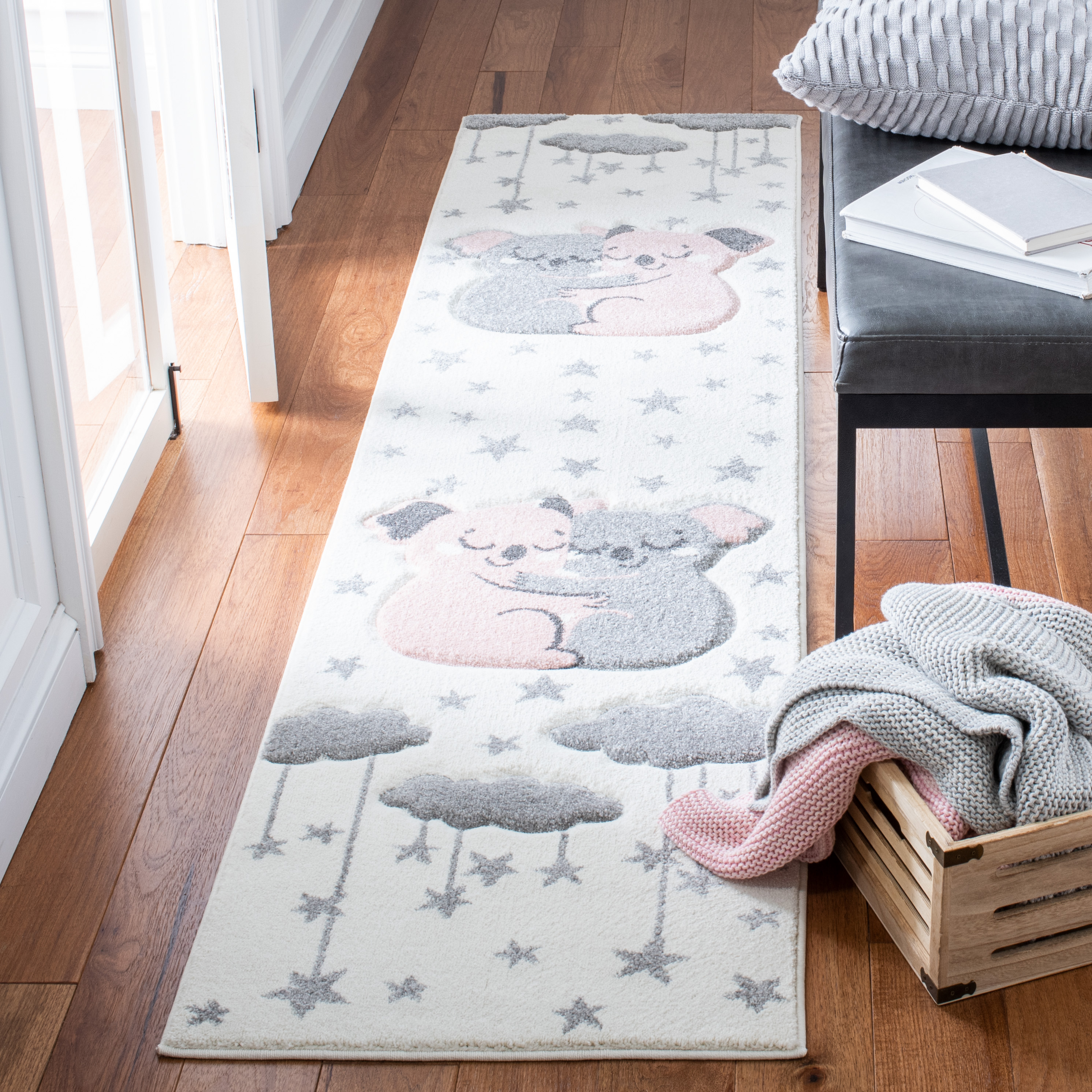 SAFAVIEH Carousel Kids Hugging Koalas Runner Rug, Ivory/Pink, 2' x 8'