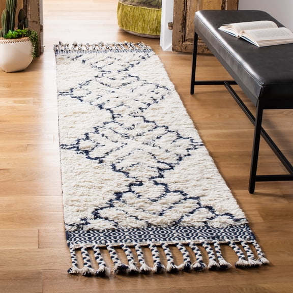 SAFAVIEH Casablanca Brad Geometric Wool Shag Runner Rug, Ivory/Navy, 2'3" x 8'