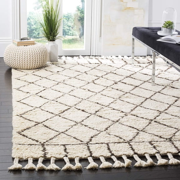 SAFAVIEH Casablanca Branson Aztec Shag Area Rug, Ivory/Brown, 6' x 9'