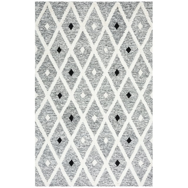 SAFAVIEH Casablanca Cara Diamond Area Rug, Black/Ivory, 4' x 6'