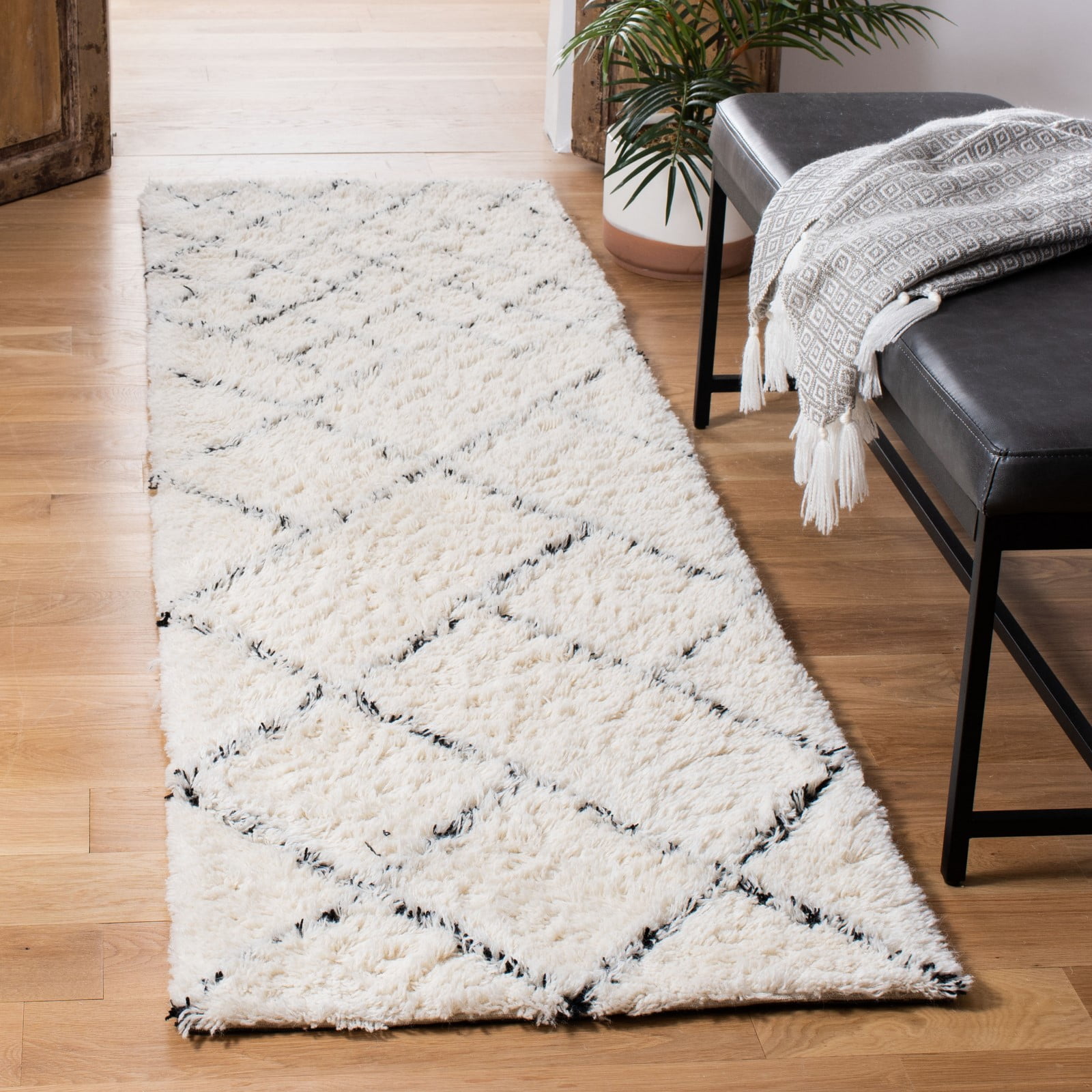 Ivory Hand-Tufted Wool Runner Rug, 8' x 8'