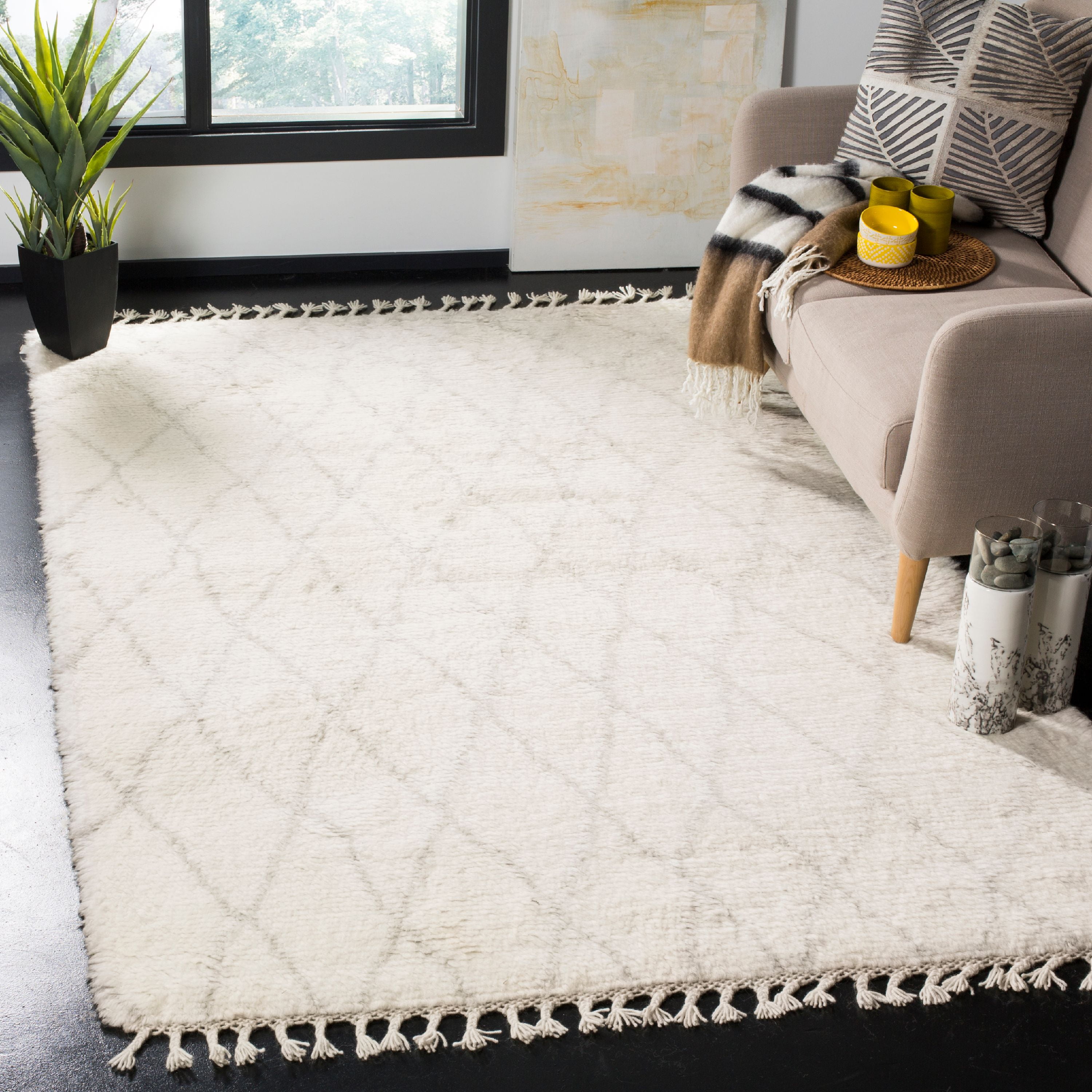 Ivory and Grey Hand-Knotted Wool Shag Rug 8' x 10'