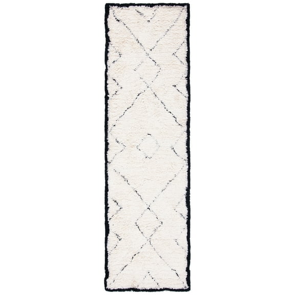 SAFAVIEH Casablanca Daithi Geometric Wool Shag Runner Rug, Ivory/Black, 2'6" x 6'