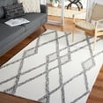 thumbnail image 1 of SAFAVIEH Casablanca Everitt Diamond Area Rug, Ivory/Black, 5' x 8', 1 of 11