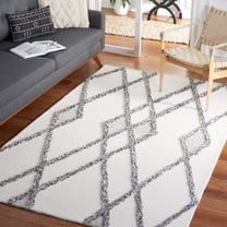 SAFAVIEH Casablanca Everitt Diamond Area Rug, Ivory/Black, 5' x 8'