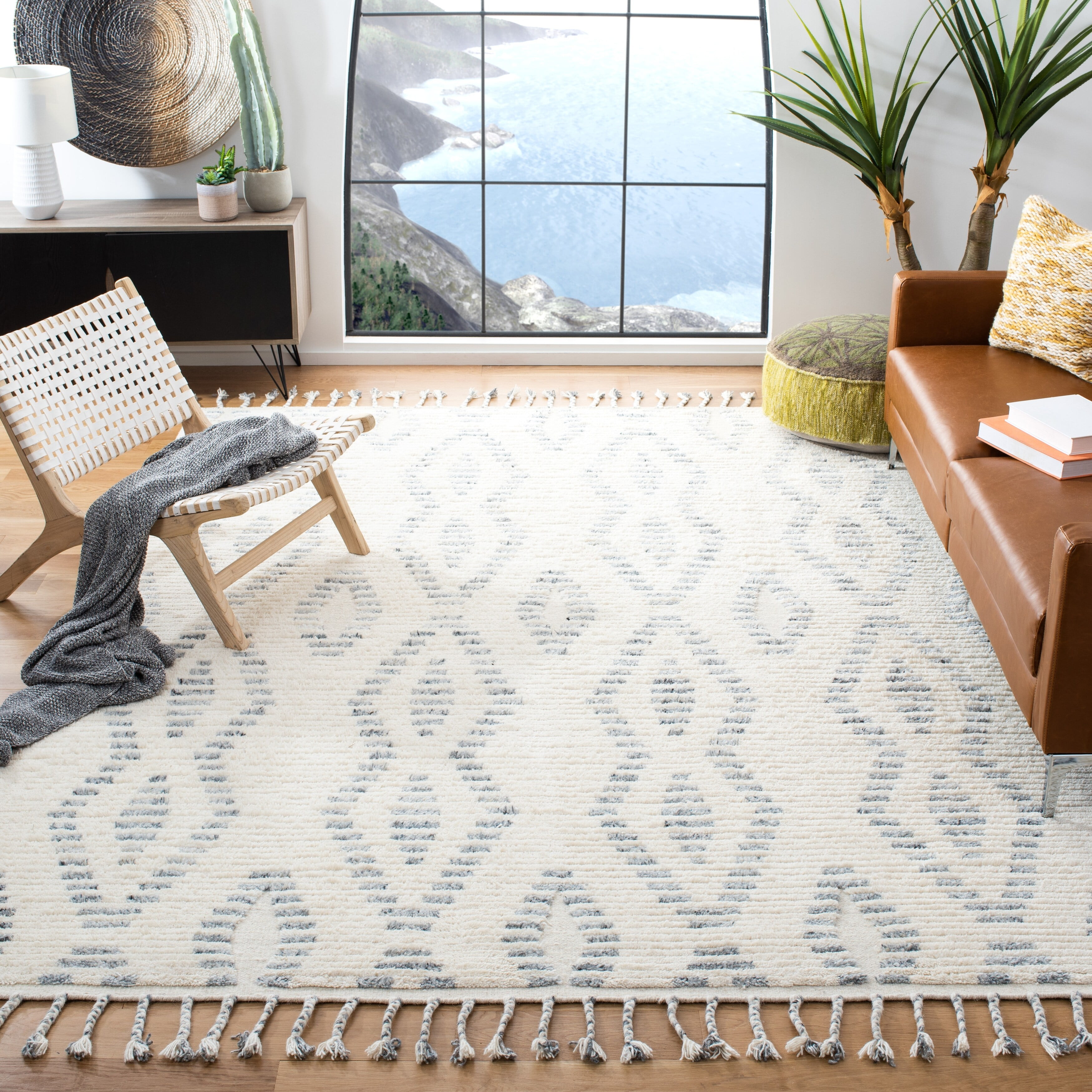 Ivory and Grey Hand-Knotted Wool Geometric Area Rug 8' x 10'