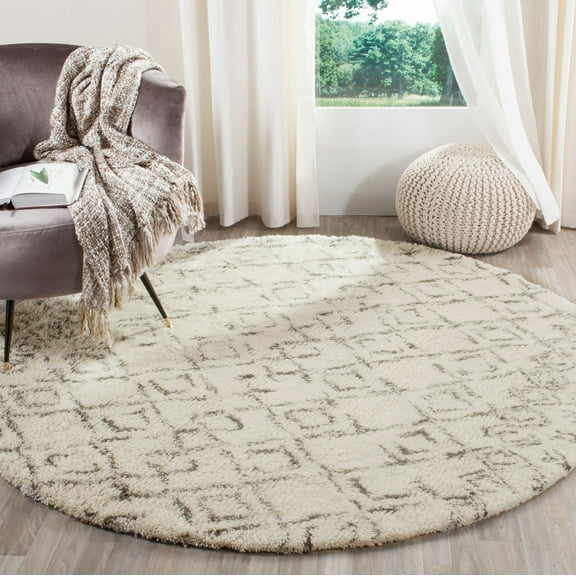 SAFAVIEH Casablanca Ryder Southwestern Shag Area Rug, Ivory/Grey, 5' x 8'
