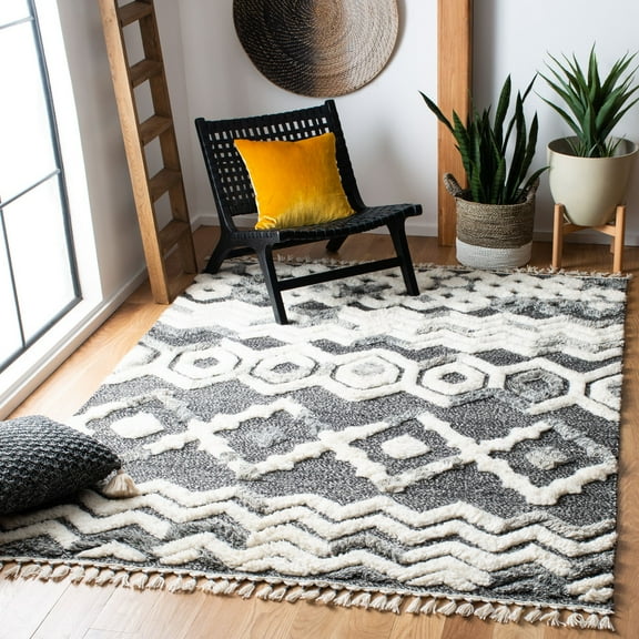 SAFAVIEH Casablanca Sheldon Geometric Chevron Wool Shag Area Rug, Black/Grey, 8' x 10'