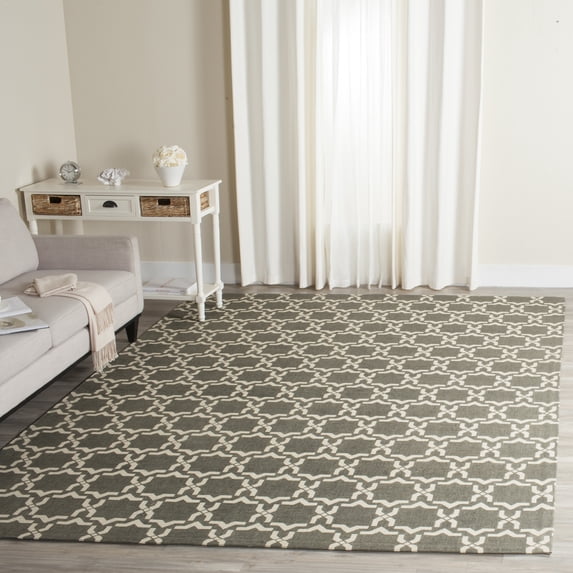 SAFAVIEH Cedar Brook Fionntan Trellis Area Rug, Grey/Ivory, 8' x 10'