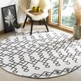thumbnail image 1 of SAFAVIEH Cedar Brook Jamison Geometric Cotton Area Rug, Ivory/Black, 6' x 6' Round, 1 of 8