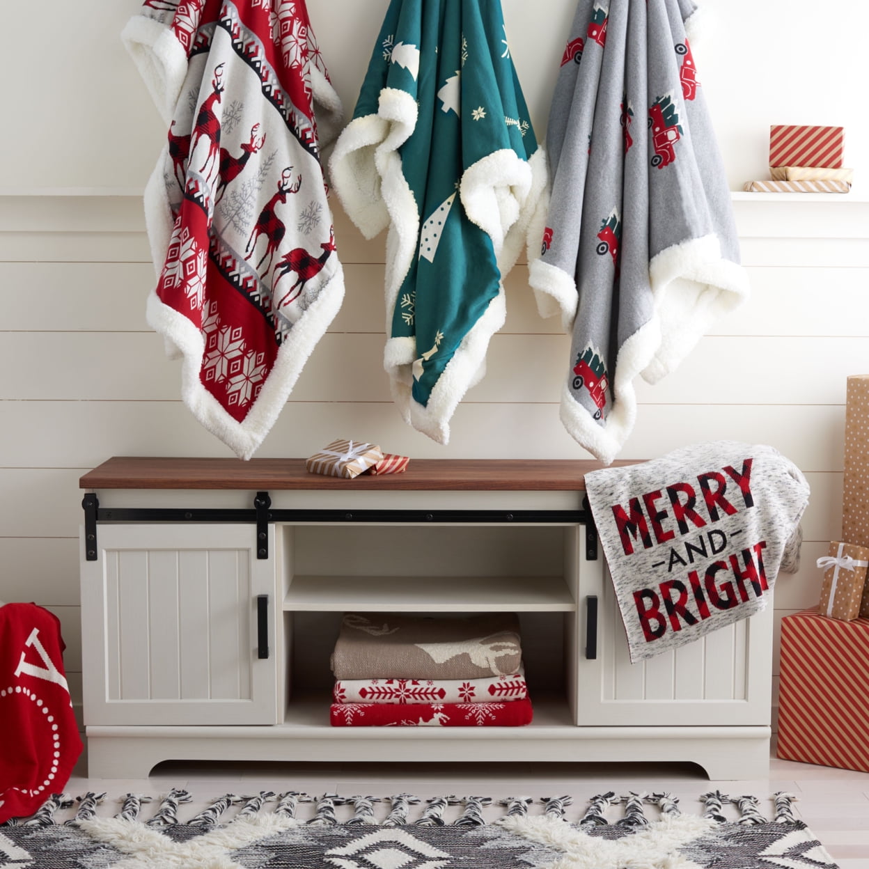 Green Cotton Sherpa Throw with Christmas Trees