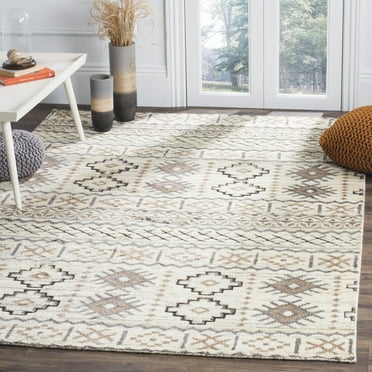 SAFAVIEH Challe Bosworth Geometric Wool Area Rug, Camel, 6' x 9'