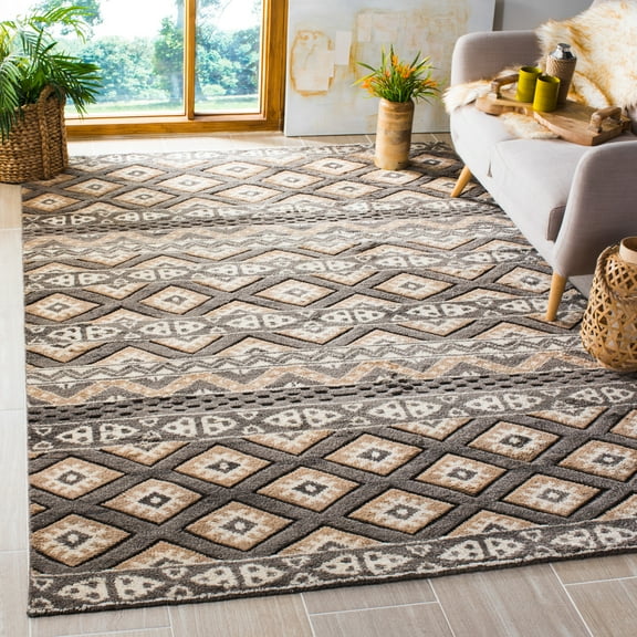 SAFAVIEH Challe Jennifer Geometric Wool Area Rug, Camel, 6' x 9'
