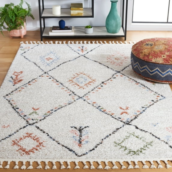 SAFAVIEH Chapel Rachelle Diamond Area Rug, Ivory/Black, 4' x 6'