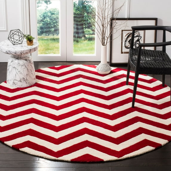 SAFAVIEH Chatham CHT715G Handmade Red / Ivory Rug