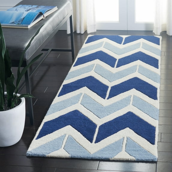 SAFAVIEH Chatham Gresham Geometric Wool Runner Rug, Dark Blue/Light Blue, 2'3" x 7'