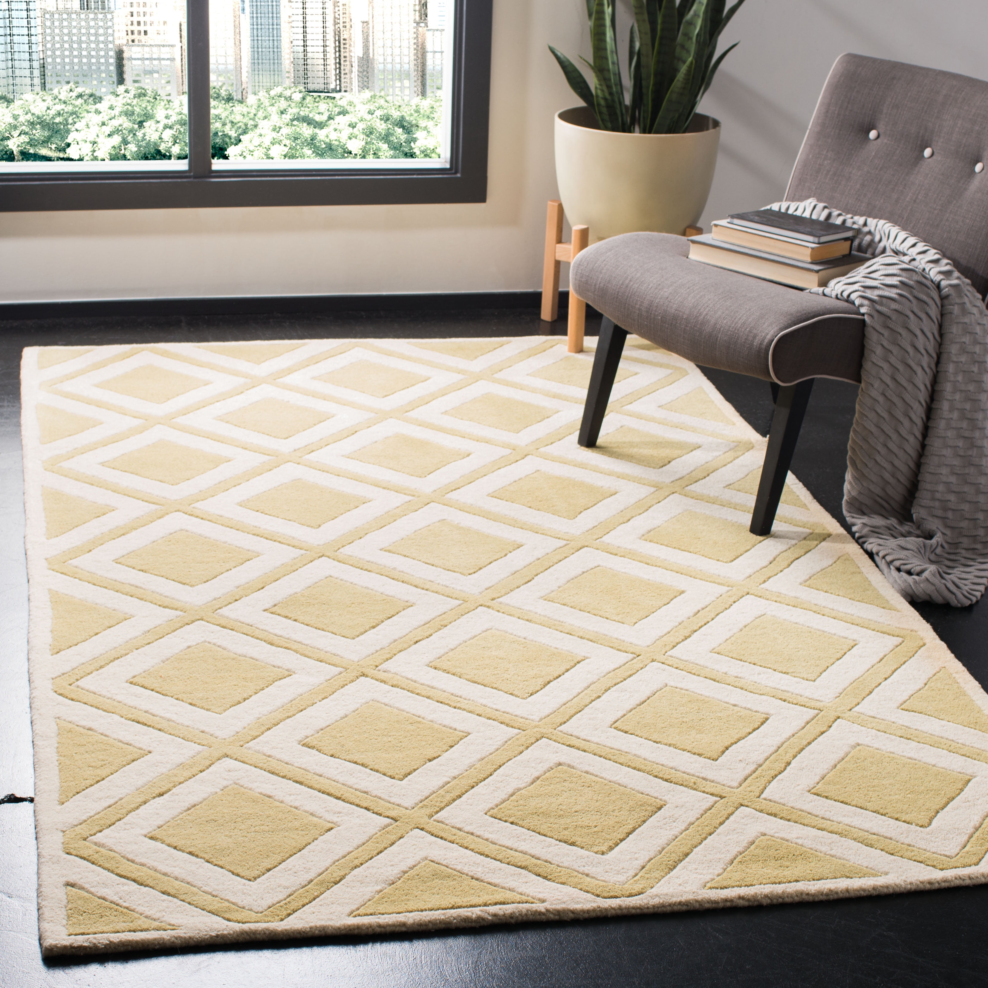 SAFAVIEH Chatham Kestrel Geometric Wool Area Rug, Gold/Ivory, 2' x 3 ...