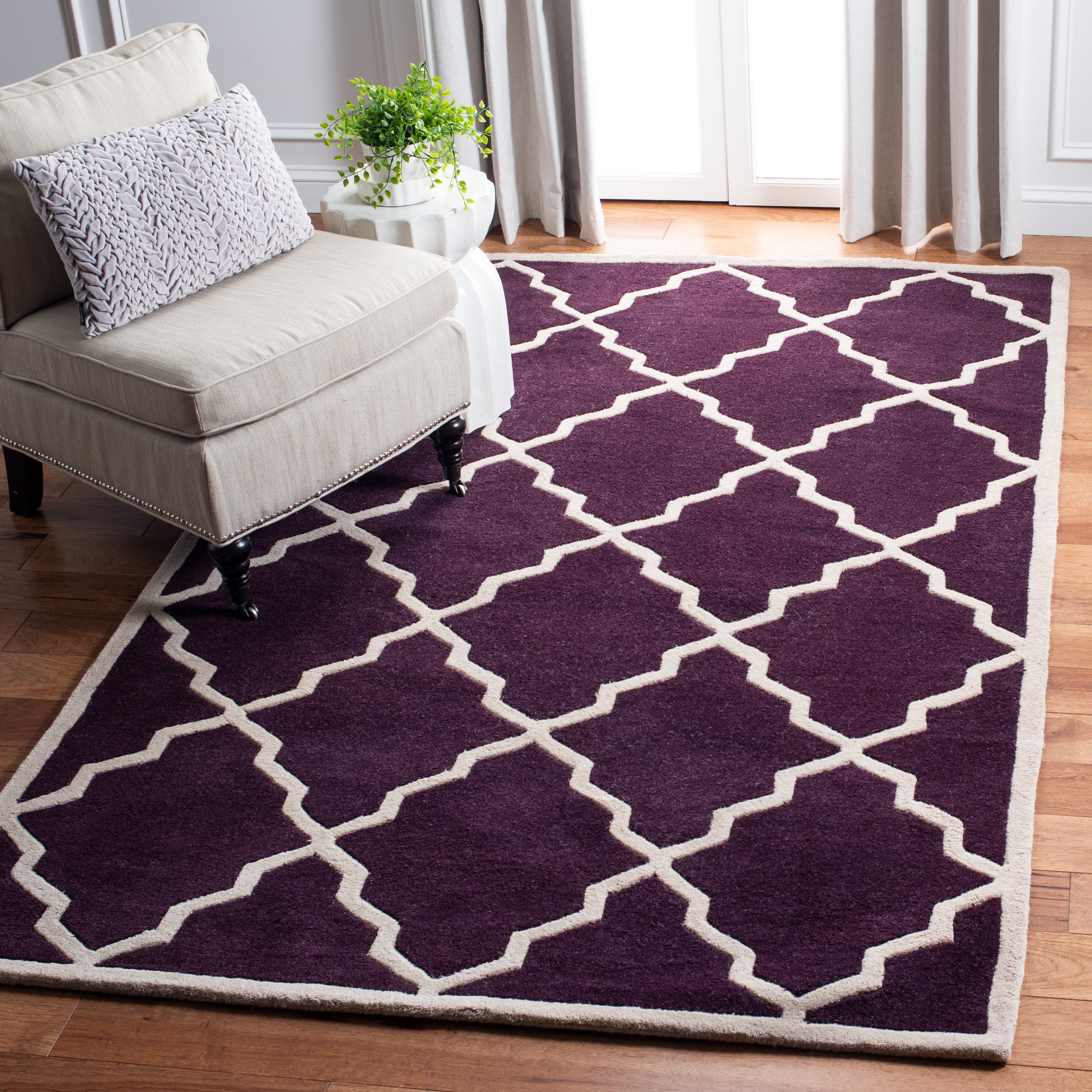 SAFAVIEH Chatham Clinton Geometric Wool Area Rug, Dark Purple, 7' x 7' Square