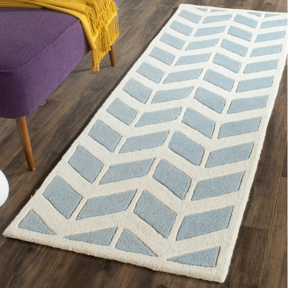 SAFAVIEH Chatham Easton Geometric Wool Runner Rug, Blue/Ivory, 2'3" x 7'