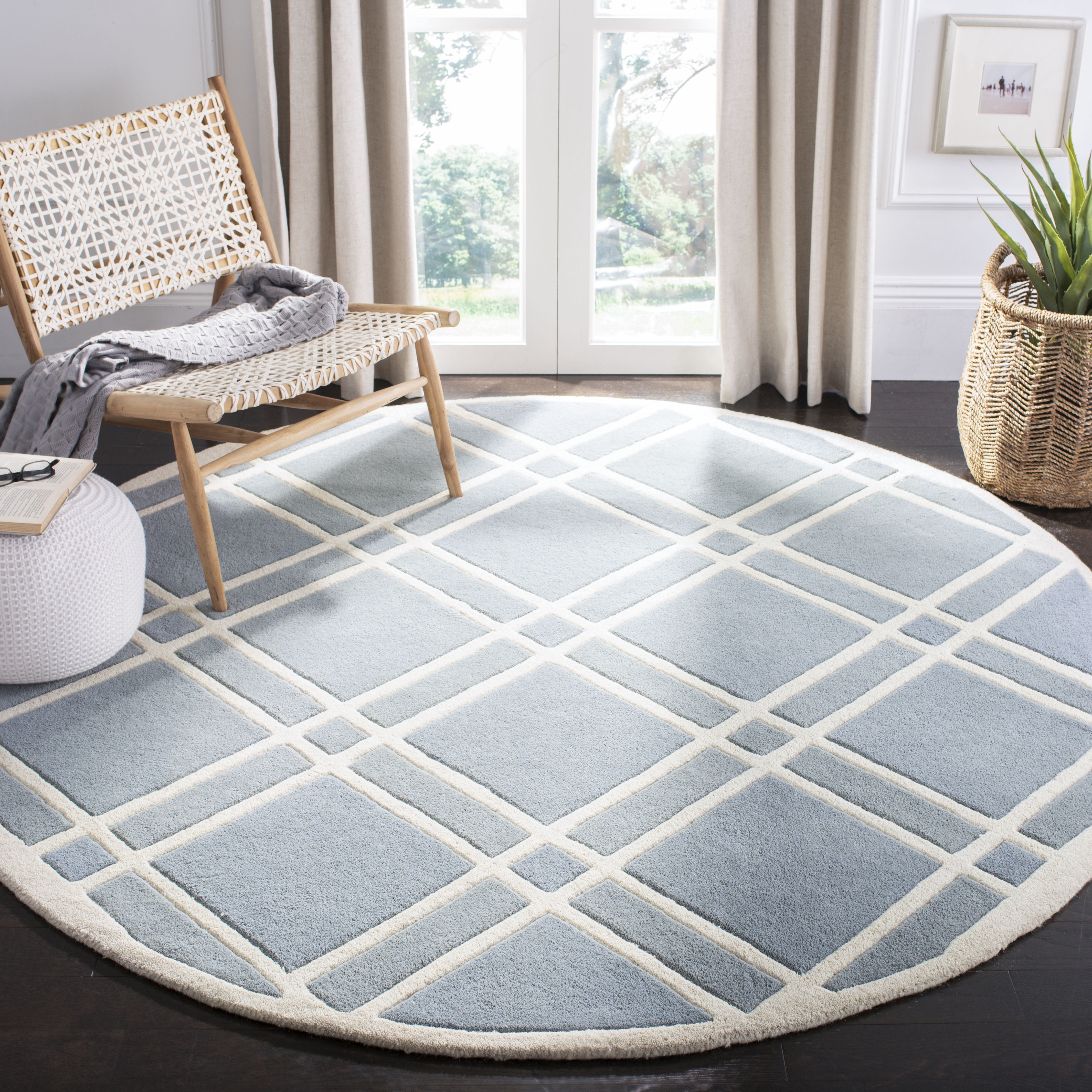 SAFAVIEH Chatham Gary Geometric Wool Area Rug, Blue/Ivory, 7' x 7 ...