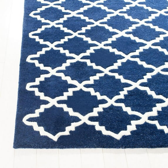 SAFAVIEH Chatham Howard Geometric Wool Area Rug, Dark Blue/Ivory, 4' x 6'