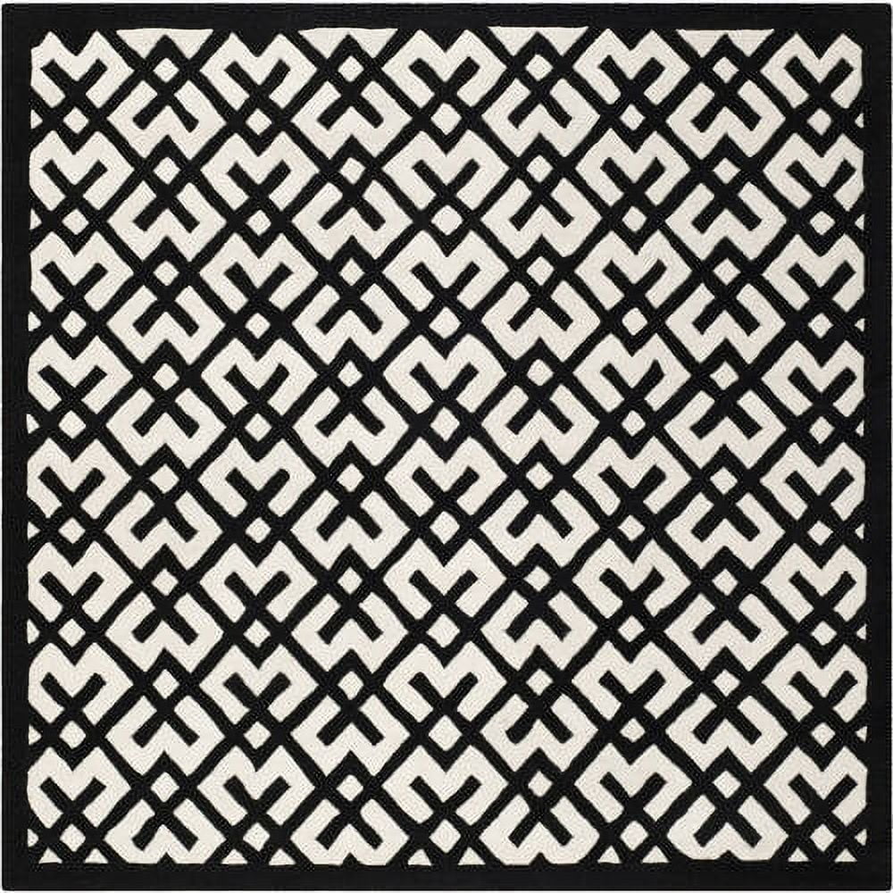 Handmade Off-White Wool Tufted Square Area Rug, 7' x 7'