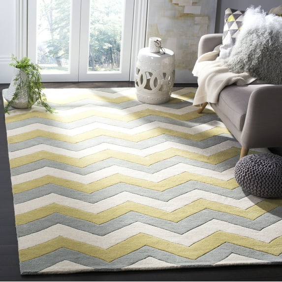SAFAVIEH Chatham Jake Zigzag Stripes Wool Area Rug, Grey/Gold, 5' x 8'