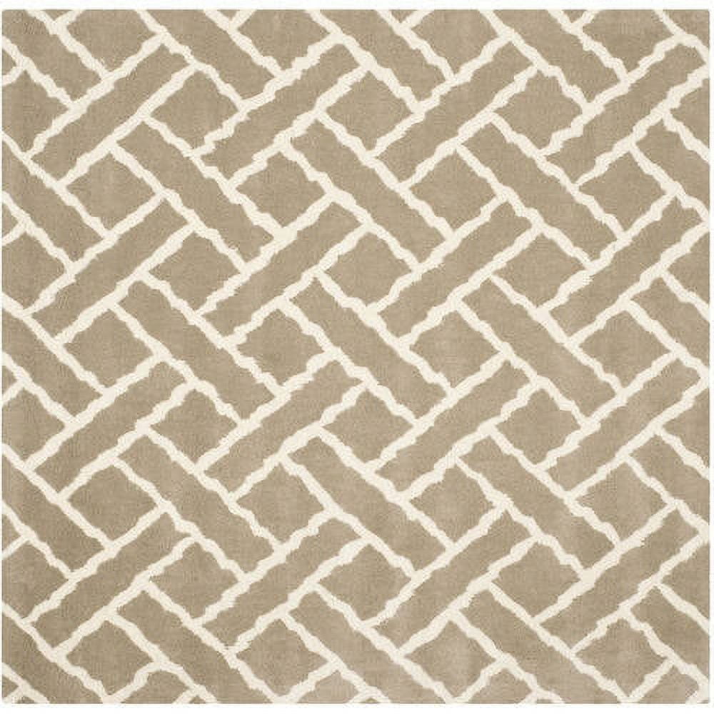 Ivory Elegance Hand-Tufted Wool Rectangular Rug