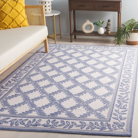 Safavieh Chelsea Alecia Geometric Area Rug, Ivory/Light Blue, 3'9" x 5'9"