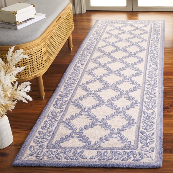 Safavieh Chelsea Alecia Geometric Runner Rug, Ivory/Light Blue, 2'6" x 8'