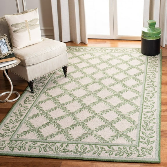 SAFAVIEH Chelsea Alecia Geometric Borders Wool Runner Rug, Ivory/Light Green, 2'6" x 8'