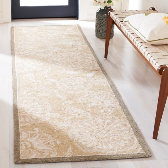 Safavieh Chelsea Amaia Bordered Runner Rug, Light Brown, 2'6" x 6'